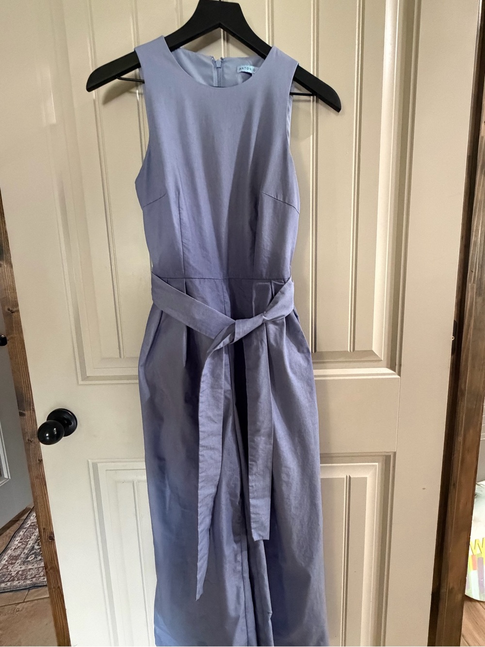 ANTONIO MELANI Sleeveless Lavender Maxi Dress with Waist Tie